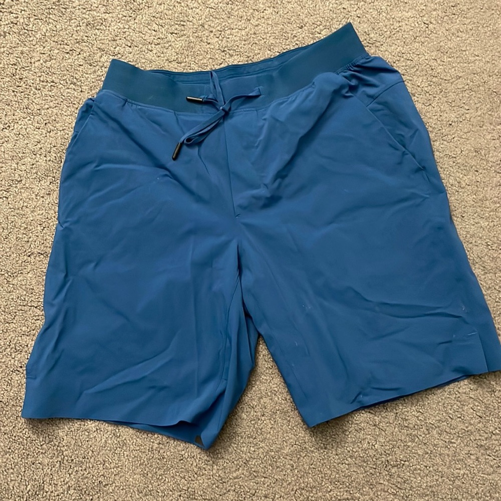 Lululemon Mens 9” T.H.E Short Size M